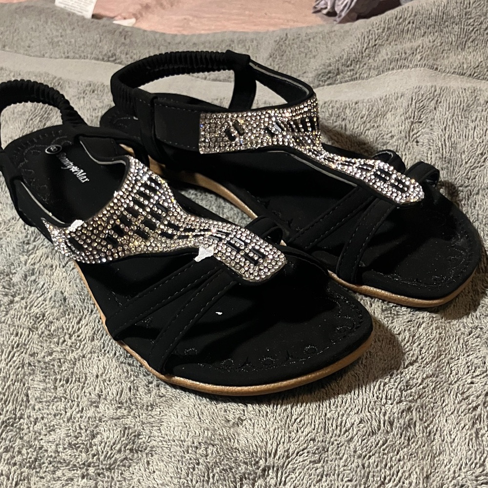 Elegant Black and Silver Women's Sandals